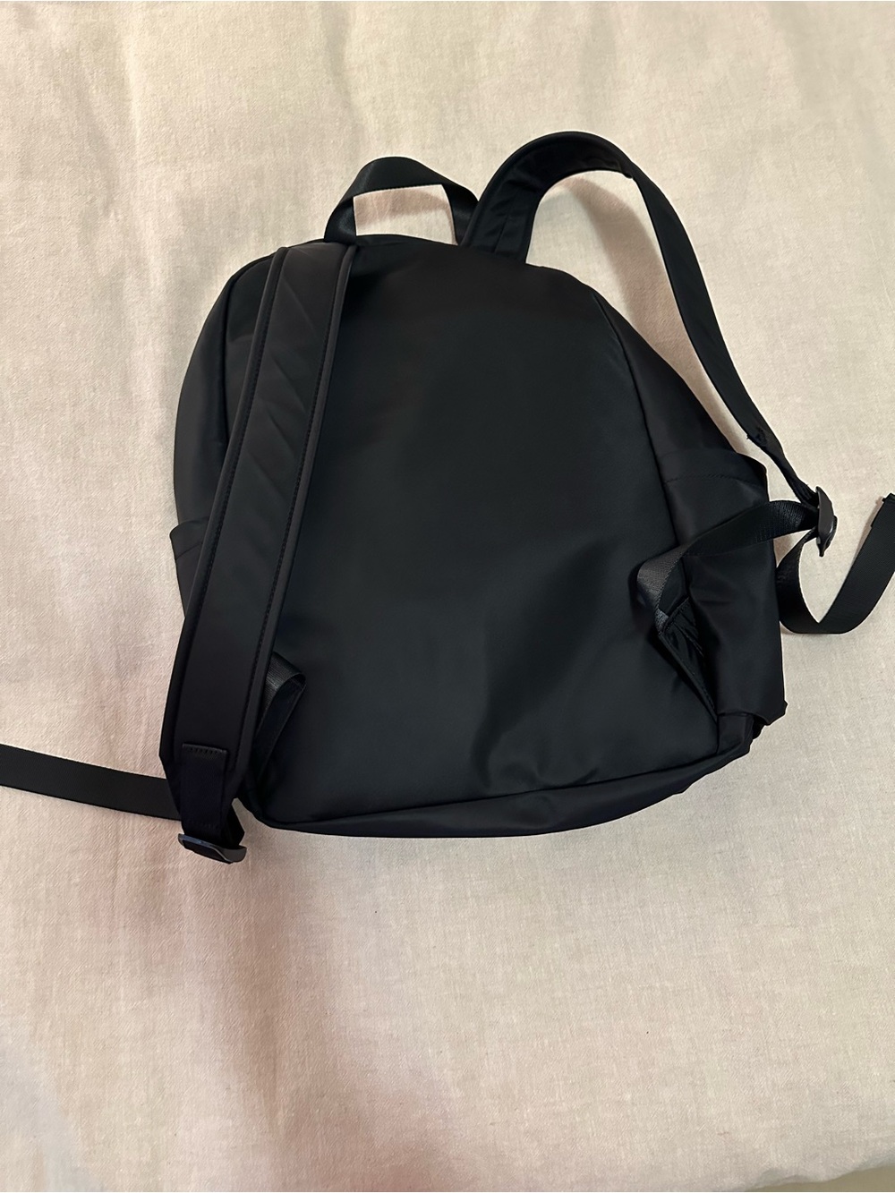 lululemon Black Everyday Backpack - Picture 3 of 7